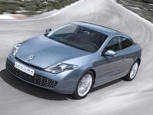 RENAULT Laguna Coupe: El nuevo abanderado de la gama