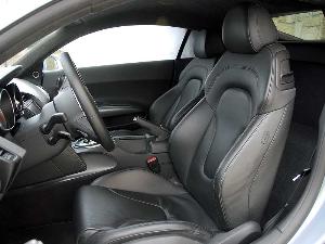 Audi R8 R-Tronic: Todo un misil tierra-aire