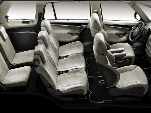 Citroën C4 Picasso y Grand C4 Picasso Premier: Completo equipamiento y nuevo motor de gasolina