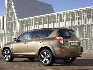 TOYOTA RAV4: Imagen más moderna