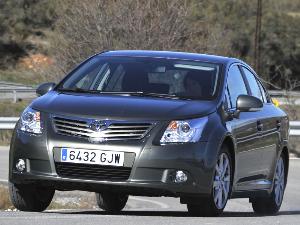 Toyota Avensis 2.2 D4D Active 150 CV: Pasaje al confort