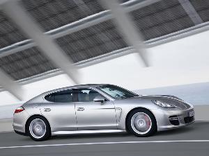 Los chinos, los primeros en tocar el Panamera