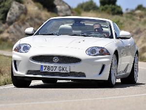 Jaguar XKR Convertible: Para atarlo en corto