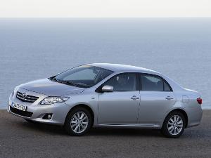 Nueva gama Toyota Corolla Sedán 2009: Inyección de eficiencia