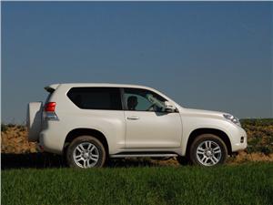 Toyota Land Cruiser 3.0 D-4D: Más automatismos