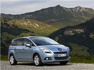 Peugeot 5008: Nuevo motor diésel para mayo