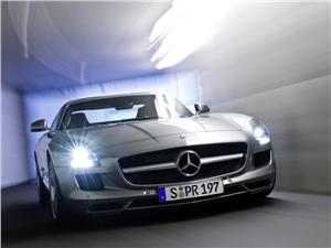Mercedes Benz SLS AMG: Prueba en circuito