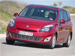 Renault Grand Scenic 1.9 dCi Family Edition: Opción de cine