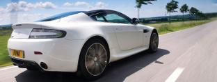 Aston Martin V8 Vantage N420: Inspirado en Nürburgring