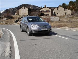 Subaru Outback 2.5i Limited Lineartronic