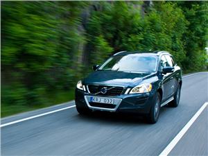 Volvo XC60: Más motores y tecnología.