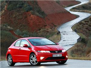 Honda Civic 5p GT Sport: Look deportivo