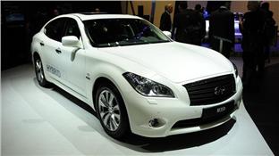 Infiniti M35h: El primer híbrido de la marca