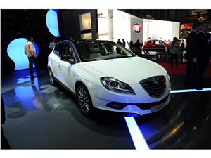 Lancia Delta: Nuevo equipamiento