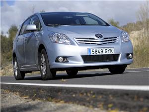 Toyota Verso 1.6 VVT-i: Nuevas opciones