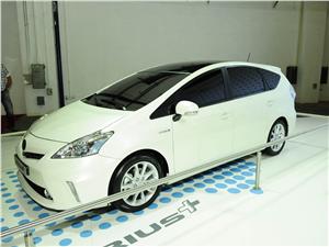 Toyota Prius +