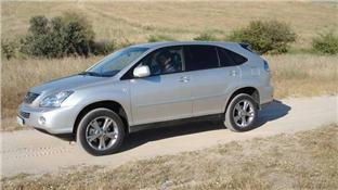 Llamada a revisión para el Lexus RX 400h