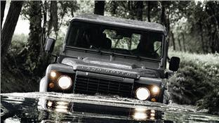 Land Rover Defender 2012