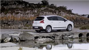 Peugeot 3008 HYbrid4