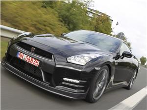 Nissan GT-R 2012