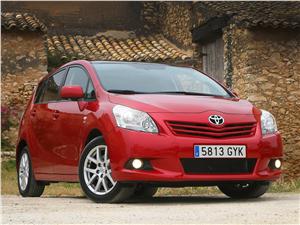 Toyota Verso 2.2 D-4D AutoDrive 