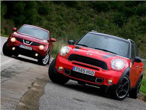 Mini Countryman Cooper S All4 contra Nissan Juke Tekna Premium 1.6 Turbo 4x4