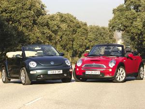 MINI Comparativa Cabrios: Mini Cooper versus New Beattle
