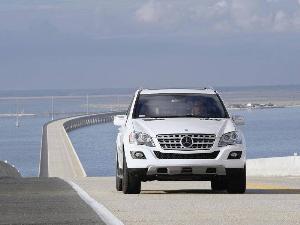 MERCEDES-BENZ ML 2009: Exclusividad renovada
