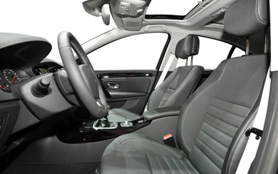 Foto 9 del coche RENAULT Laguna Dynamique TomTom 2.0 Energy dCi 150 eco2 5p. en 
