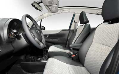 Foto 10 del coche TOYOTA Yaris 90D ACTIVE 5p. en 